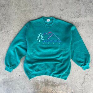 Crazy Shirts Women's Green and Blue Sweatshirt